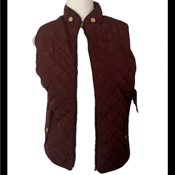 NWT Catalina Original Burgundy Quilted Faux Fur Lined Zip Front Vest Pockets PM - Picture 2 of 7